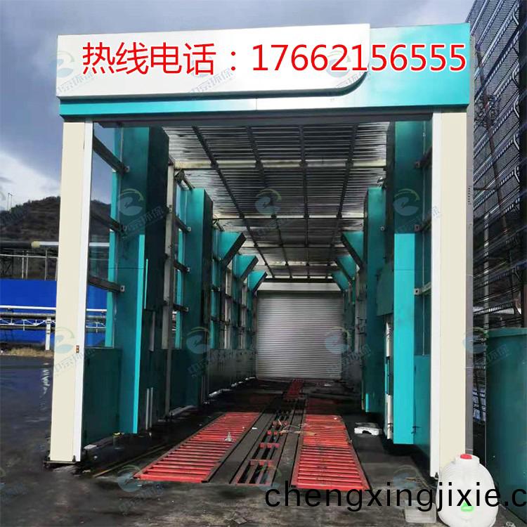 龍(long)門式(shi)風(fēng)(feng)榦(gan)型(xing)工程(cheng)洗(xi)車(che)機