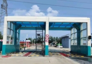 大型工(gong)程車(che)洗車機(jī)的(de)衝(chong)洗(xi)特點(diǎn)(dian)